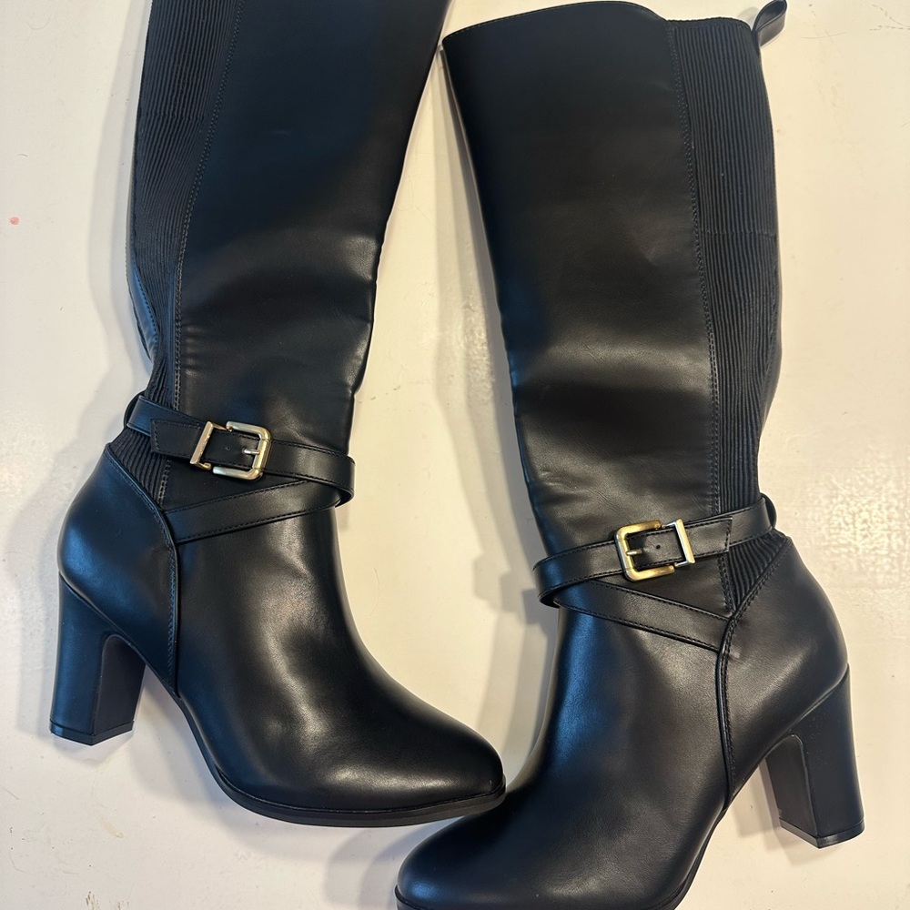 White Mountain Black Heeled Boots with Decorative Buckle